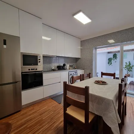 Sal Da Praca By Tertulias & Arribas Vakantiehuis *